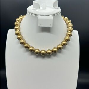 Vintage Joan Rivers Czech Republic Classic Collect Brushed Gold Large Faux Pearl